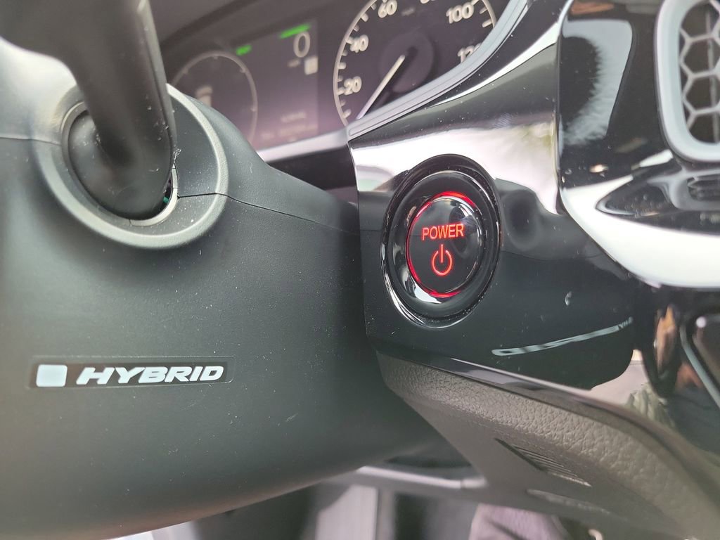 Certified 2025 Honda Civic Sport image 32