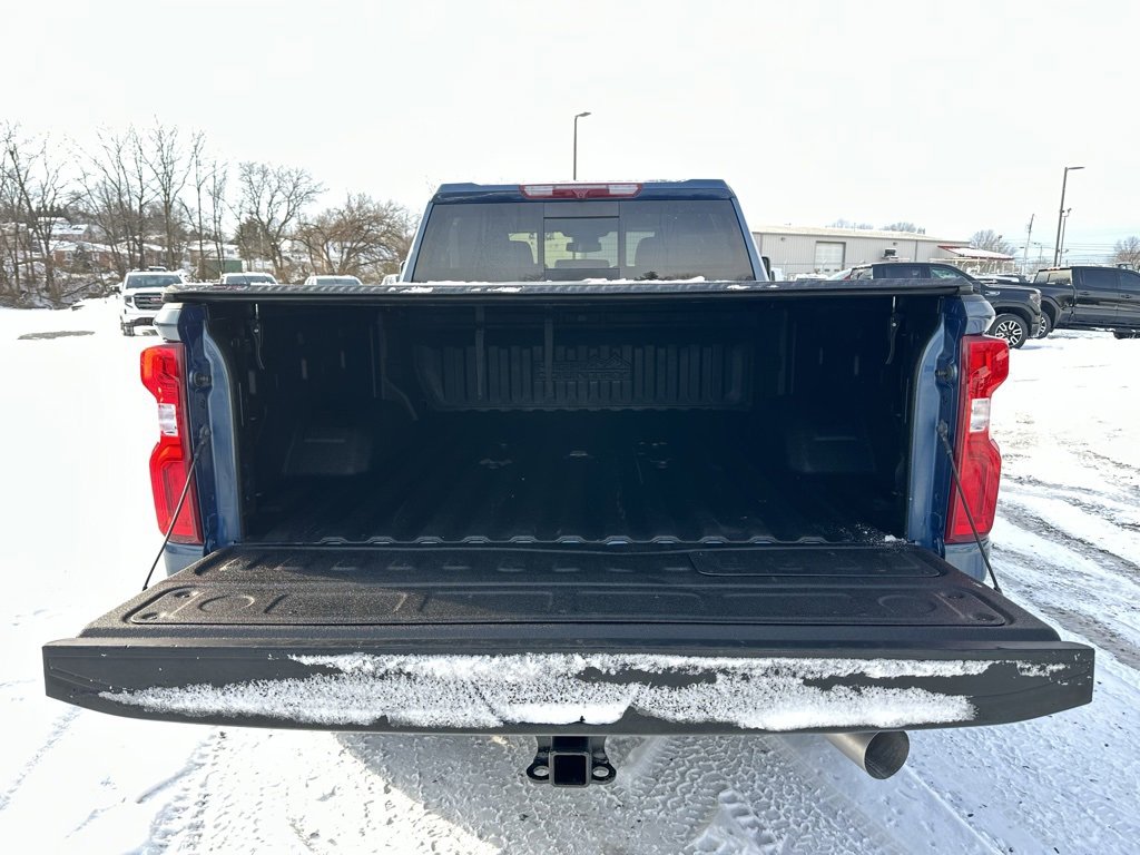Used 2024 Chevrolet Silverado 2500 High Country image 8