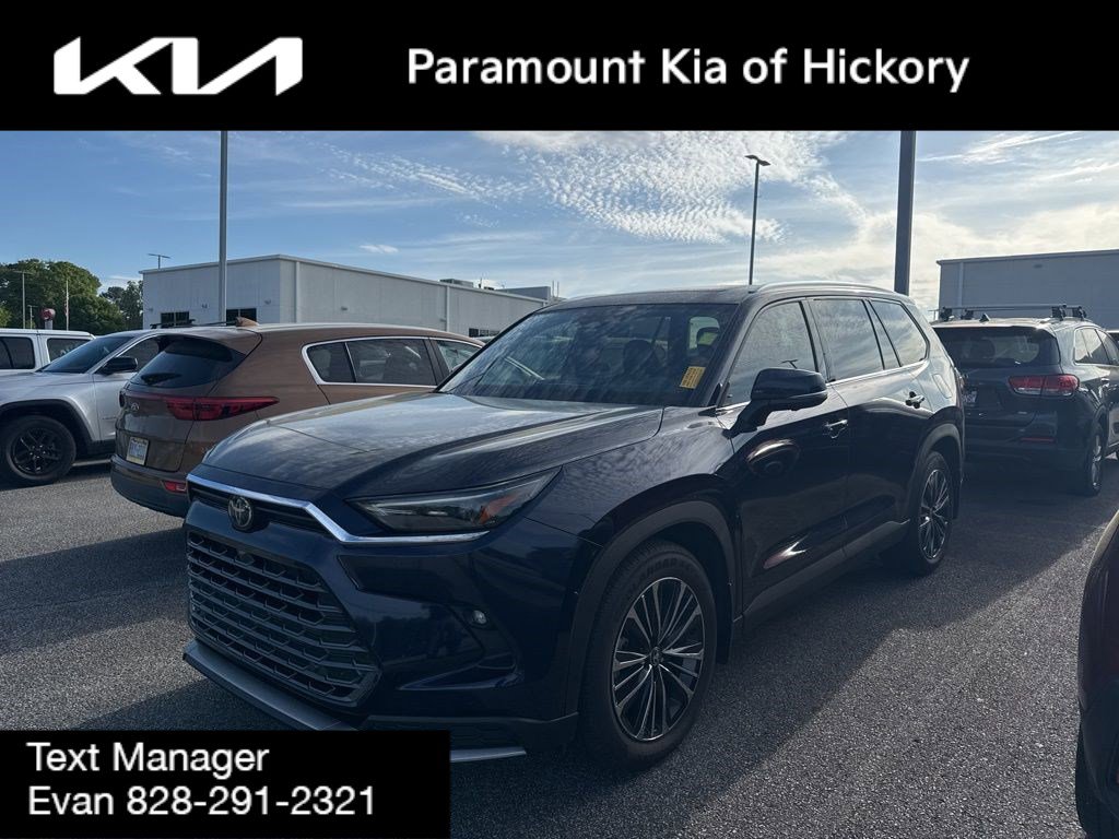 Used 2025 Toyota Grand Highlander AWD Hybrid image 1