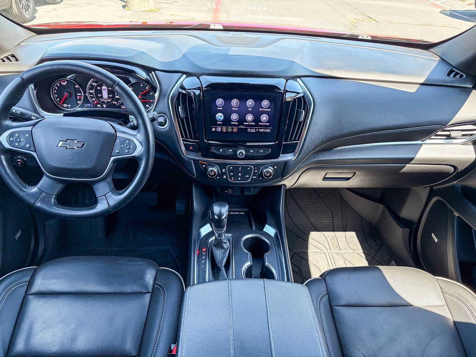 Used 2022 Chevrolet Traverse Premier w/ Redline Edition AWD/4WD image 12