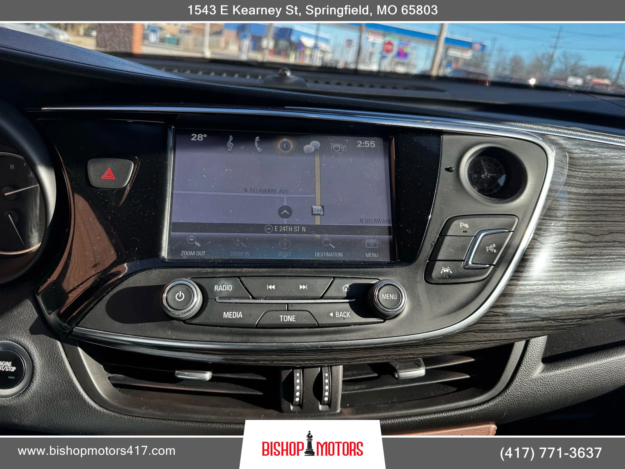 Used 2017 Buick Envision Premium w/ Driver Confidence Package image 32