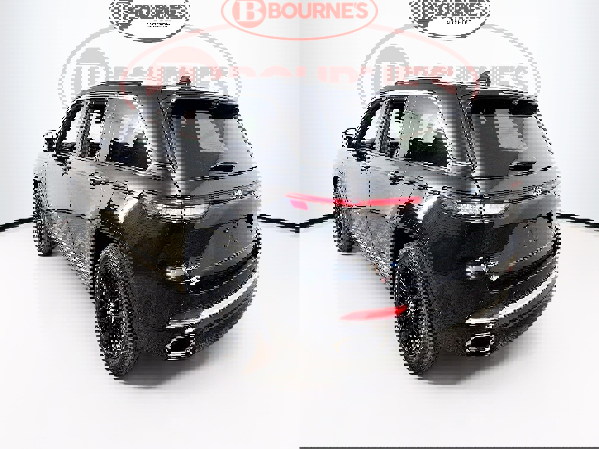 Used 2023 Jeep Grand Cherokee Summit w/ Advanced Protech Group IV image 10