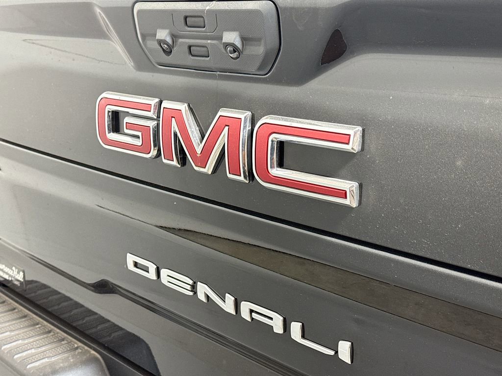 New 2026 GMC Sierra 2500 Denali w/ Denali Reserve Package image 18