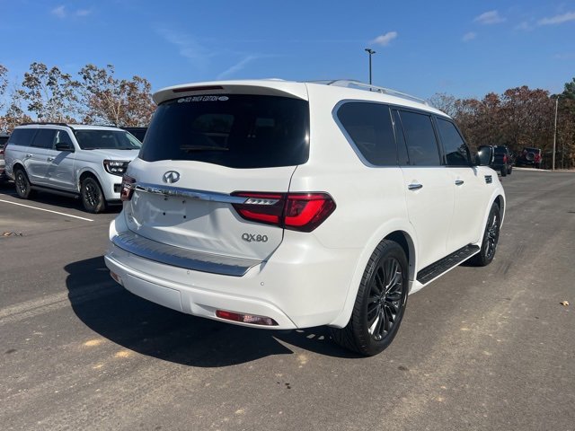 Used 2024 INFINITI QX80 Sensory w/ All-Season Package image 3