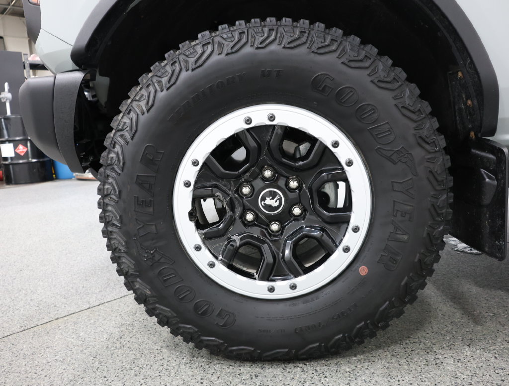 Used 2024 Ford Bronco Black Diamond w/ Sasquatch Package AWD/4WD image 5