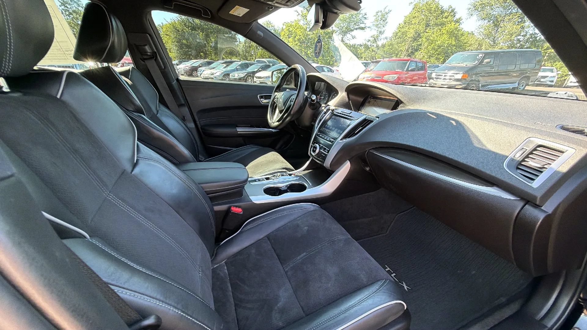 Used 2018 Acura TLX V6 w/ Technology & A-SPEC Pkg FWD image 71