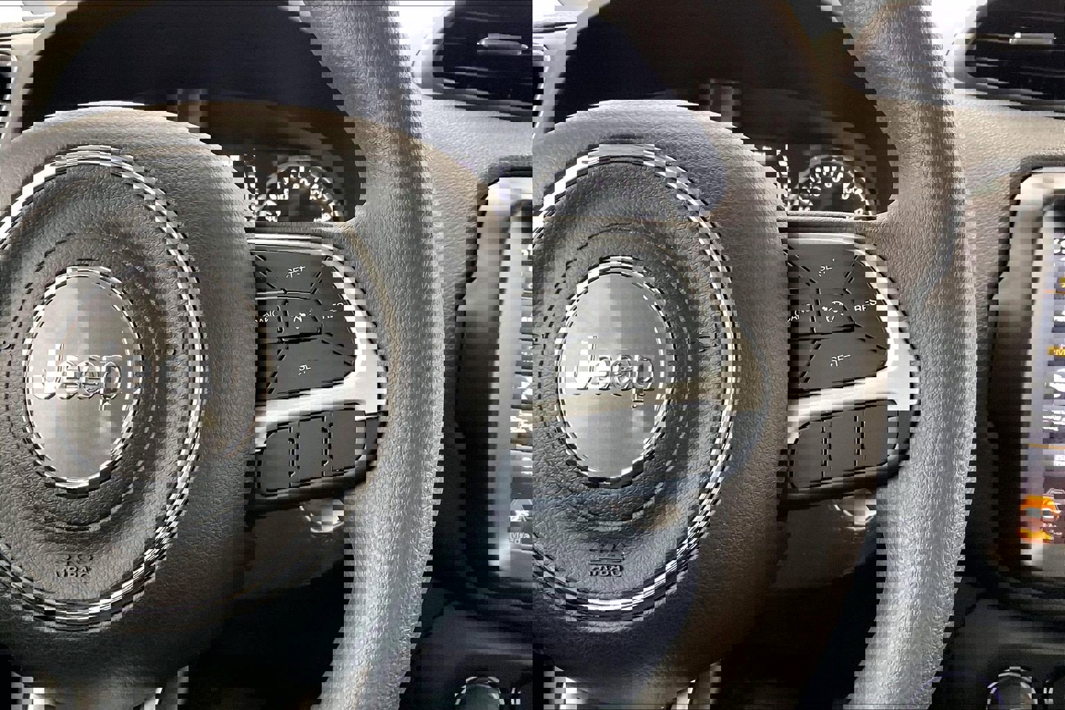 Certified 2023 Jeep Renegade Latitude image 21