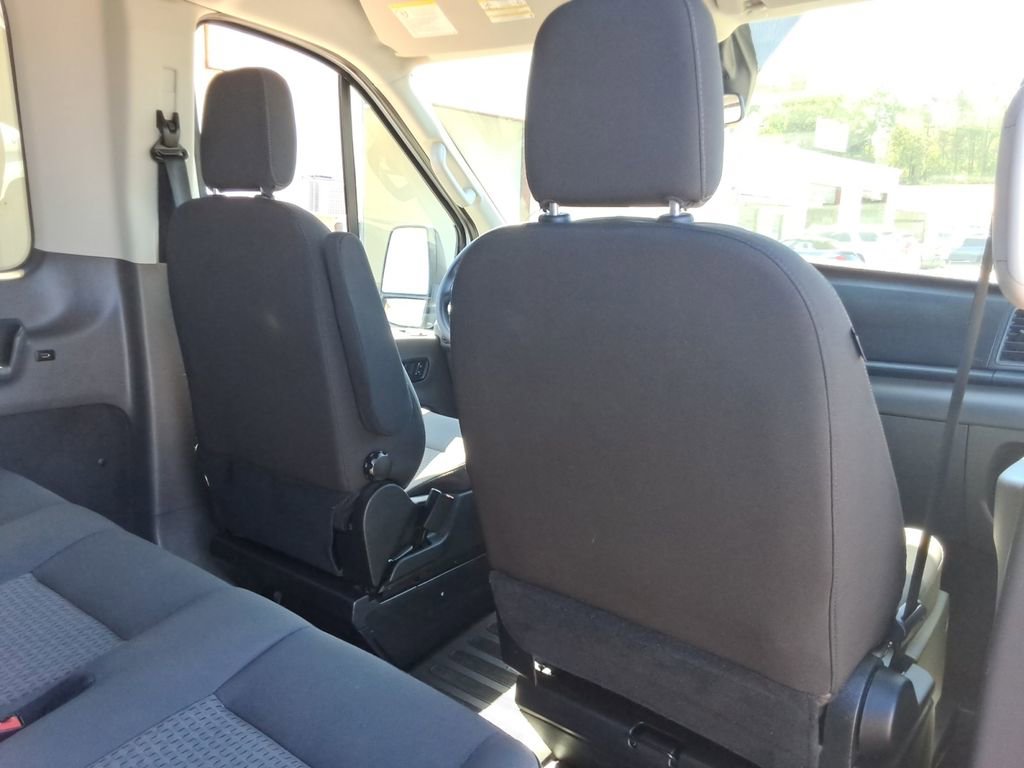 Used 2024 Ford Transit 350 XLT image 23