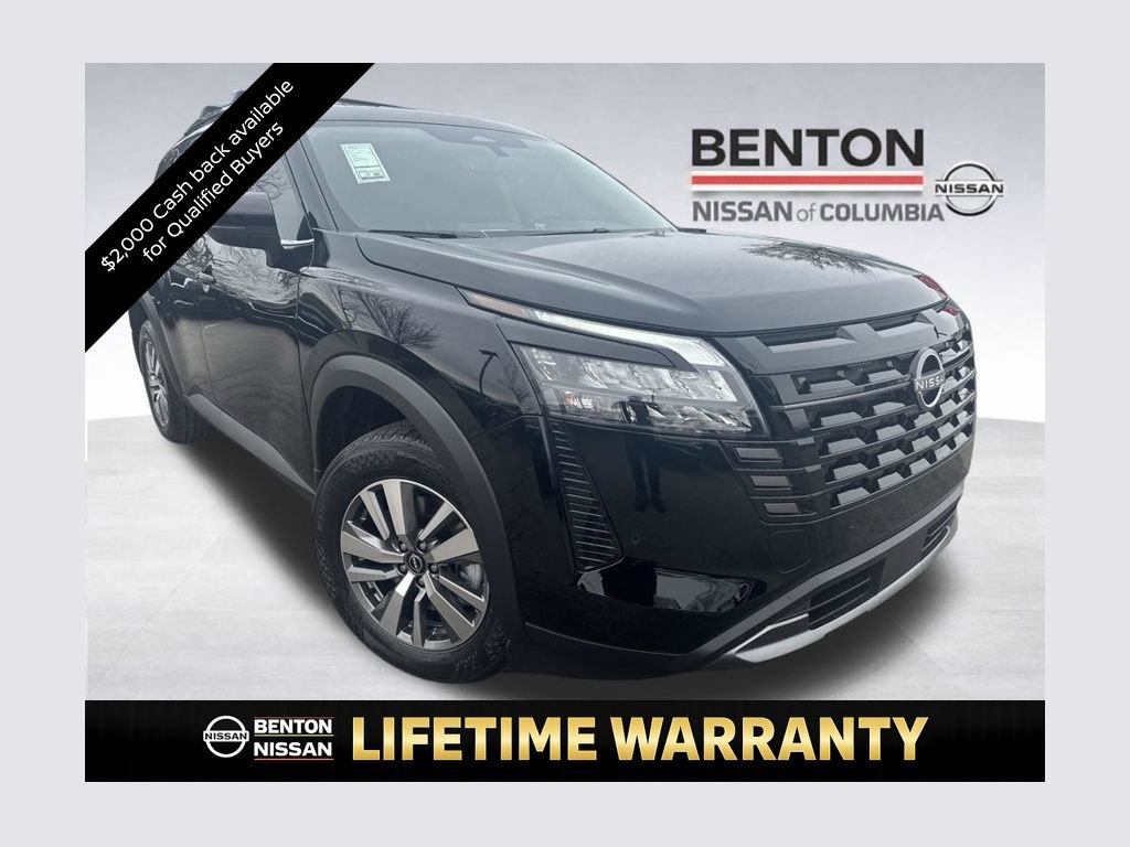 New 2026 Nissan Pathfinder SL image 1