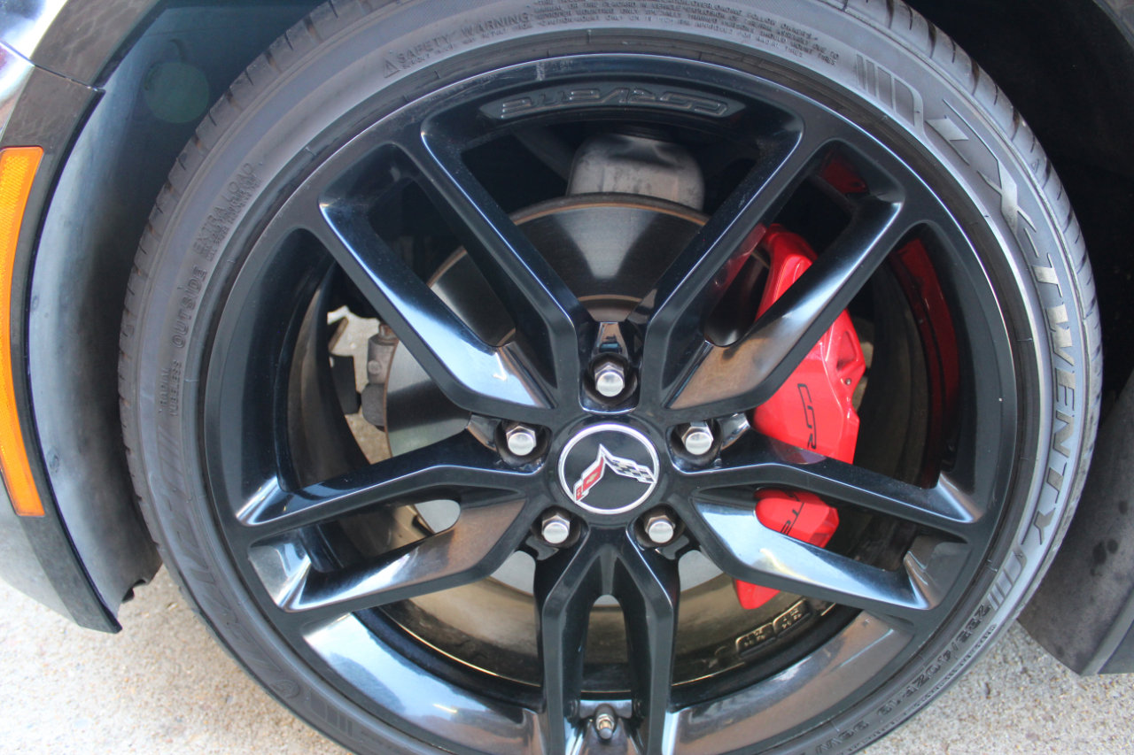 Used 2015 Chevrolet Corvette Stingray Convertible w/ 3LT Preferred Equipment Group image 40