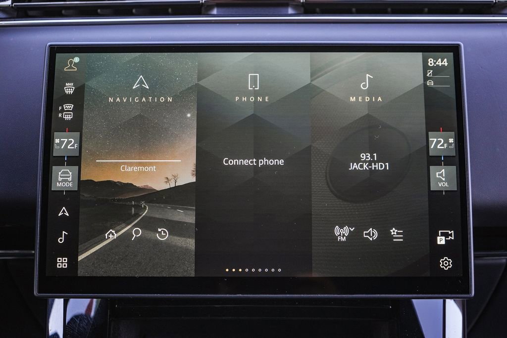 Used 2024 Land Rover Range Rover Sport Dynamic SE image 15