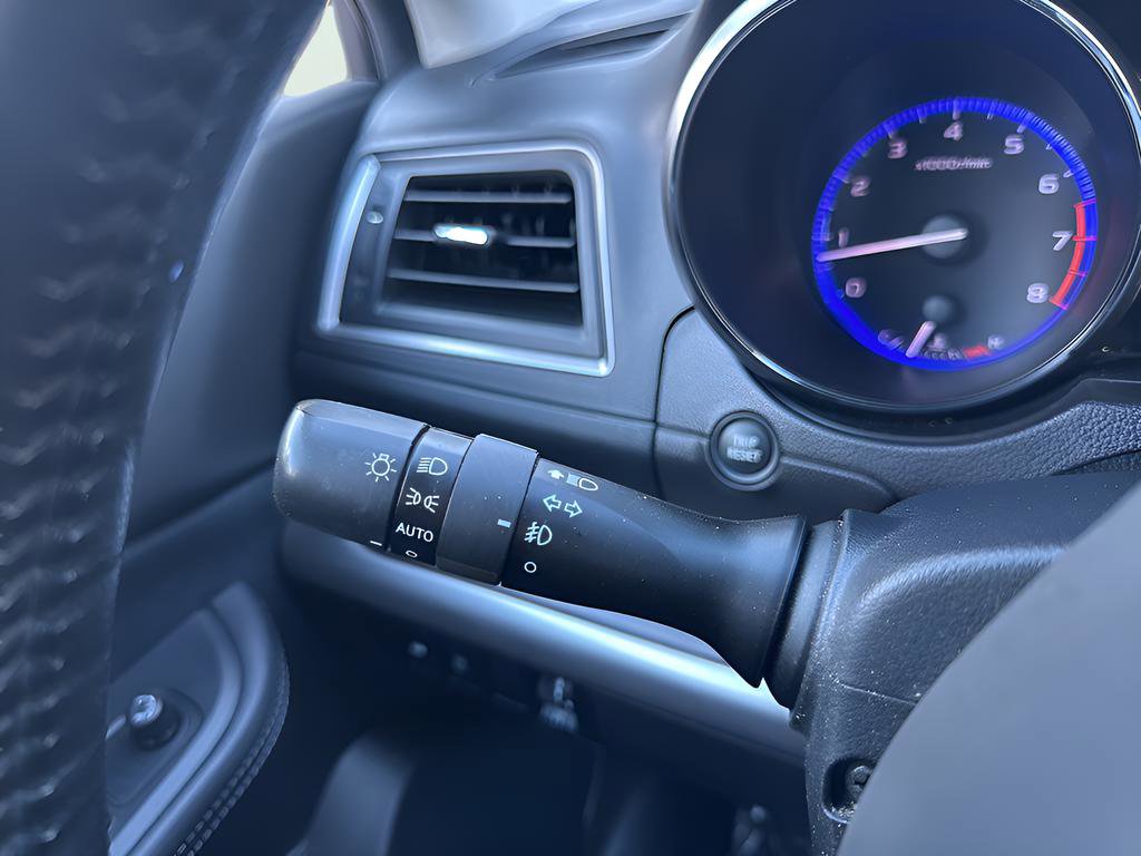 Used 2016 Subaru Legacy 3.6R Limited image 47