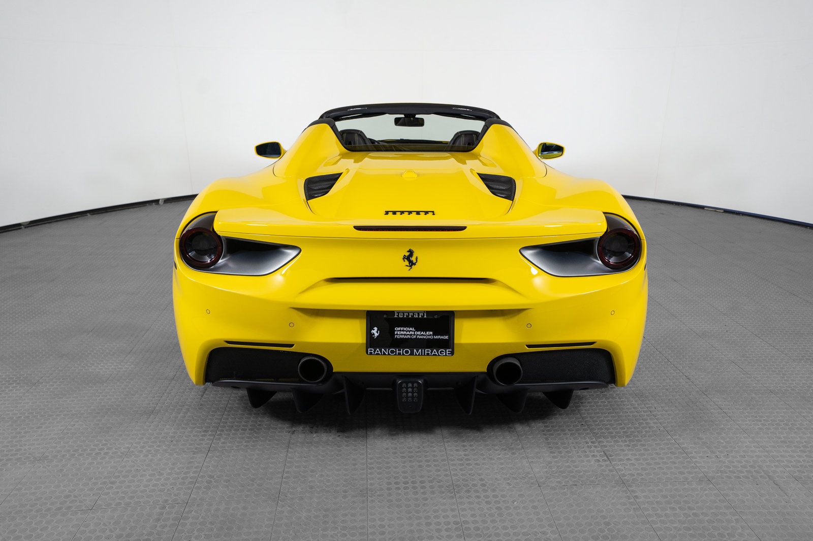 Certified 2018 Ferrari 488 Spider RWD image 4