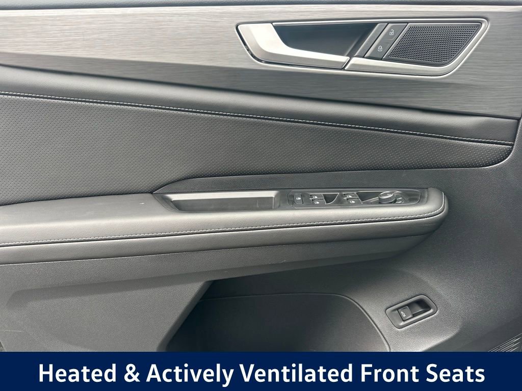 New 2026 Volkswagen Atlas Cross Sport SE image 13