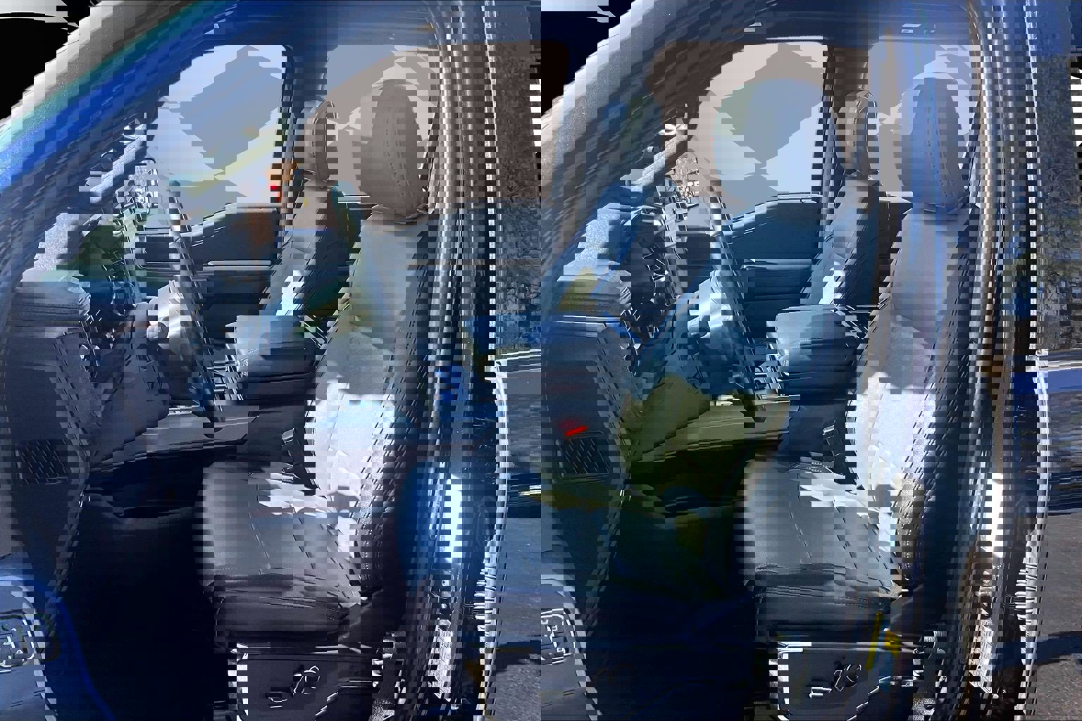 Certified 2023 Ford F150 Lightning Lariat w/ Equipment Group 511A High image 25