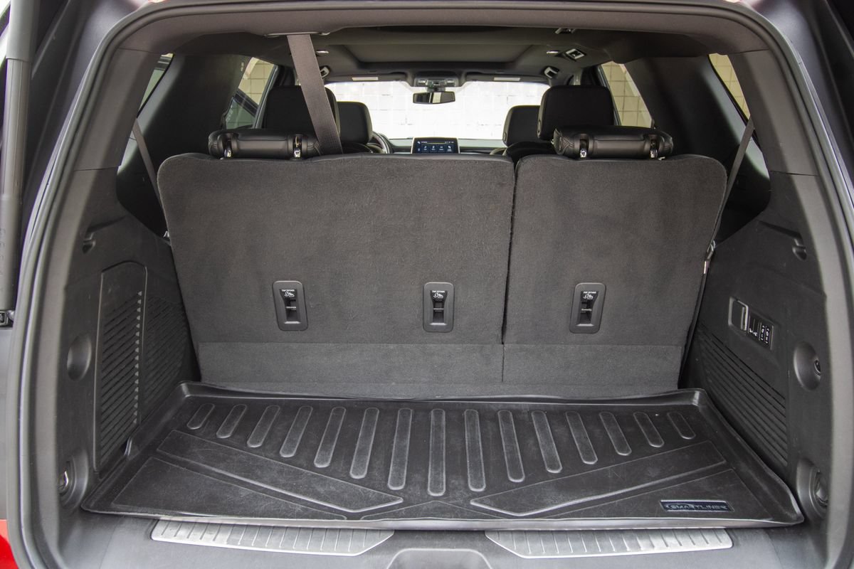 Used 2022 Chevrolet Tahoe RST w/ Luxury Package AWD/4WD image 47