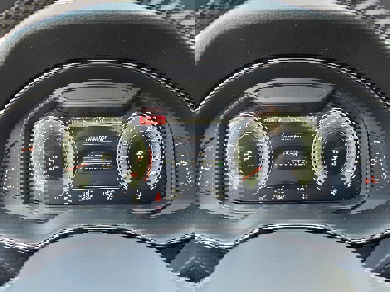 New 2025 Audi Q8 Premium image 12