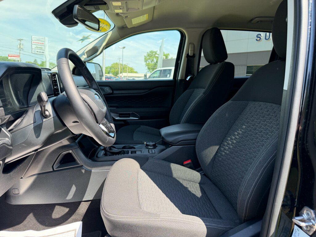 Used 2025 Ford Ranger XLT AWD/4WD image 8