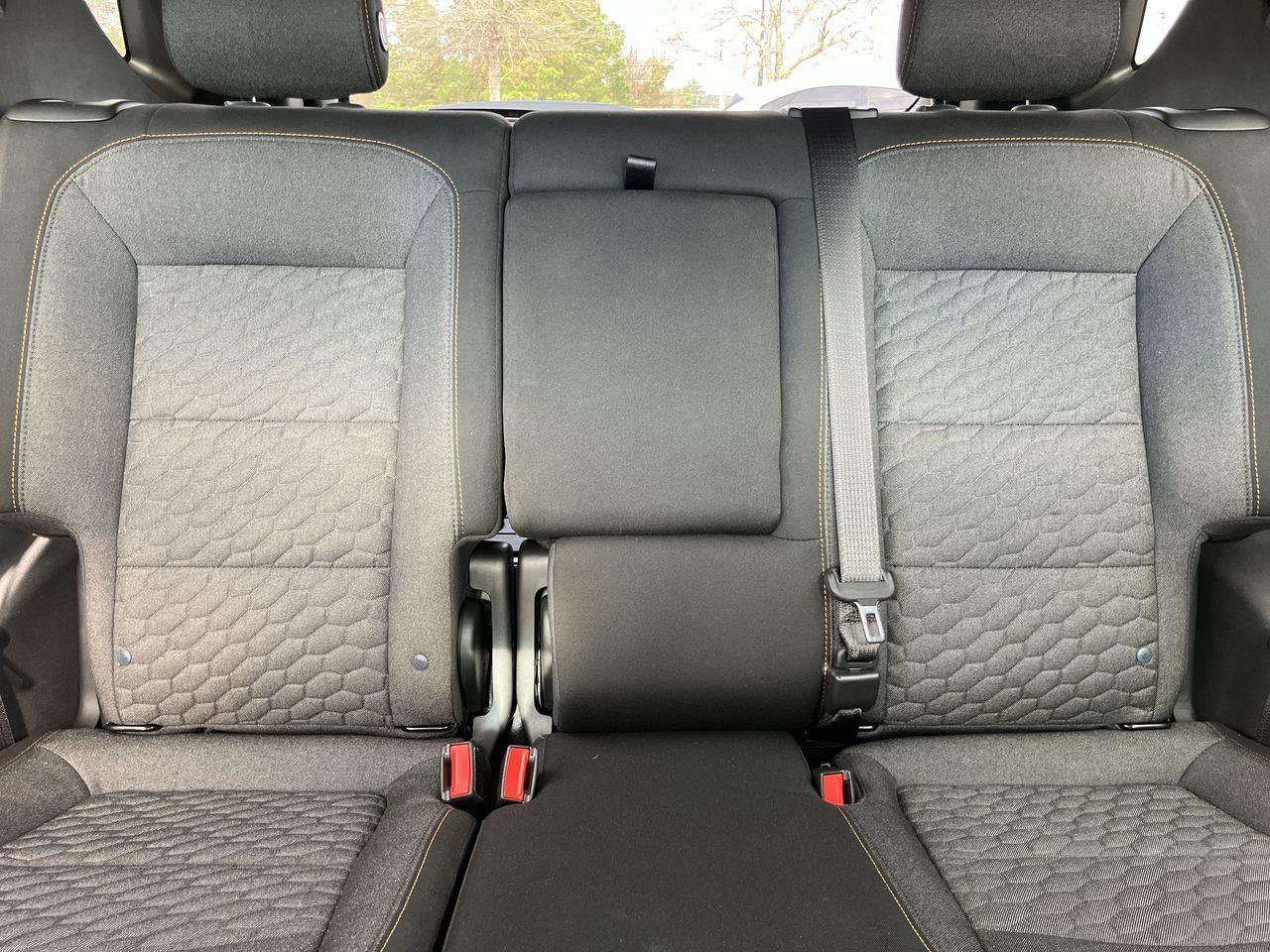 Used 2020 Chevrolet Equinox LT image 29