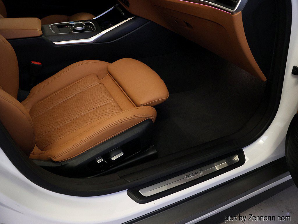 Certified 2023 BMW i4 eDrive35 w/ Premium Package RWD image 36