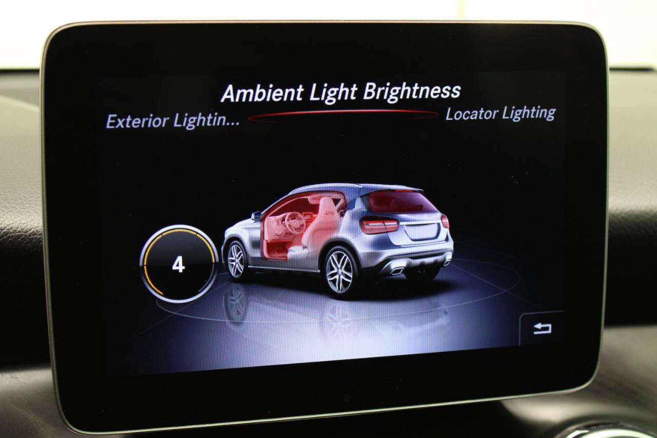 Used 2020 Mercedes-Benz GLA 250 w/ Convenience Package image 62