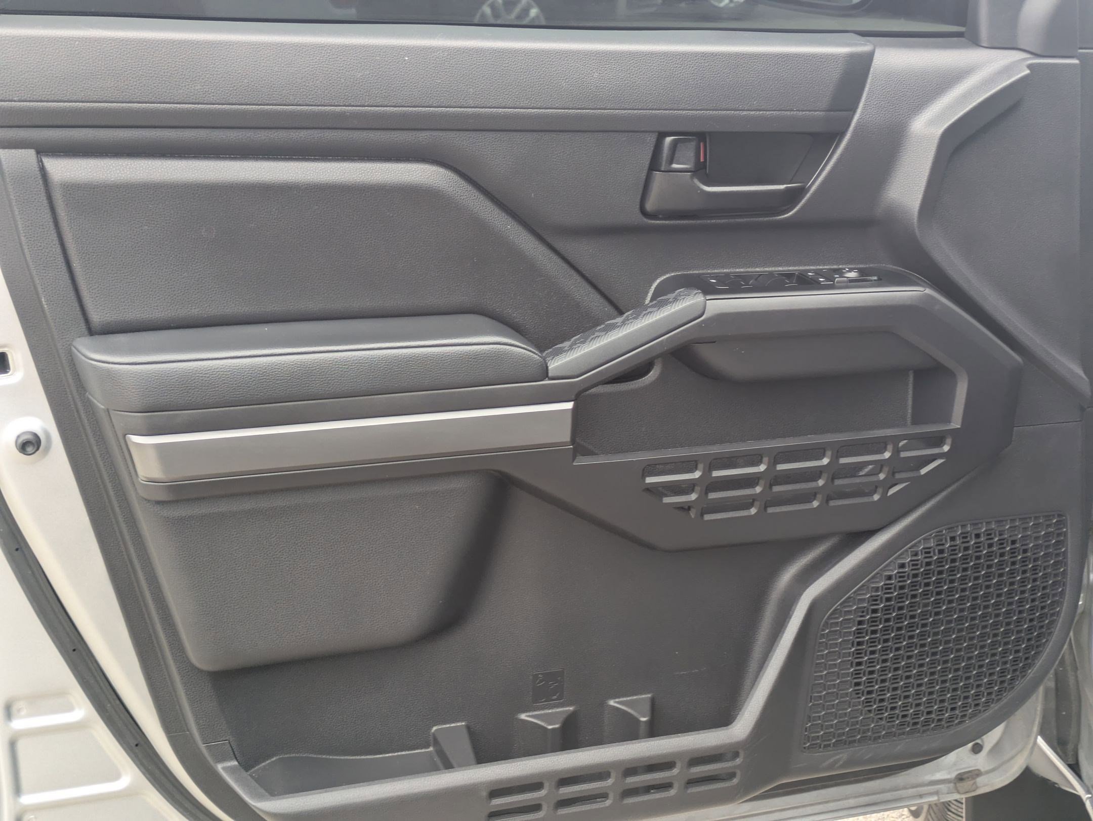 Used 2024 Toyota Tacoma 2WD Double Cab image 11