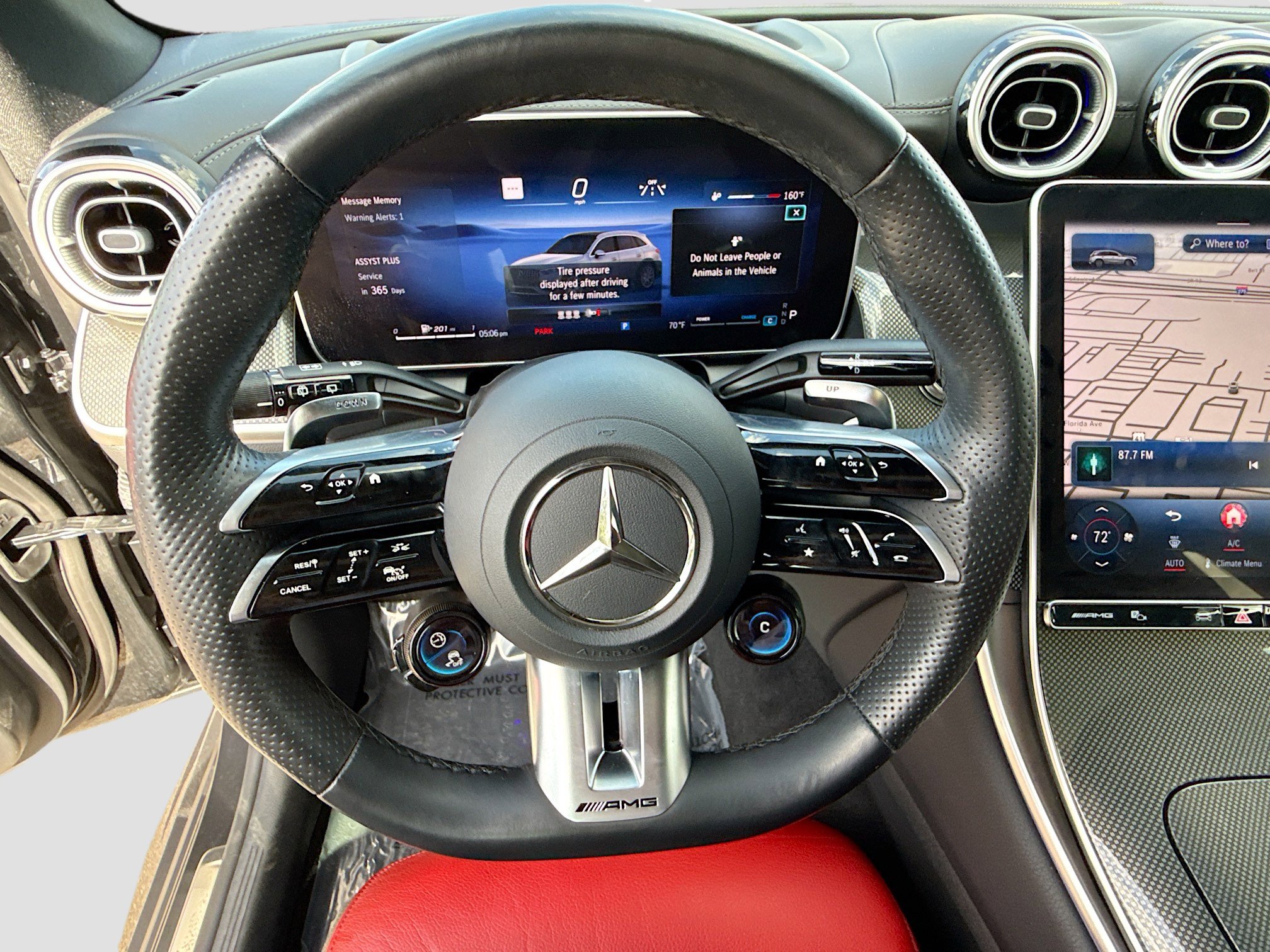 Used 2024 Mercedes-Benz GLC 43 AMG 4MATIC w/ Driver Assistance Package image 40