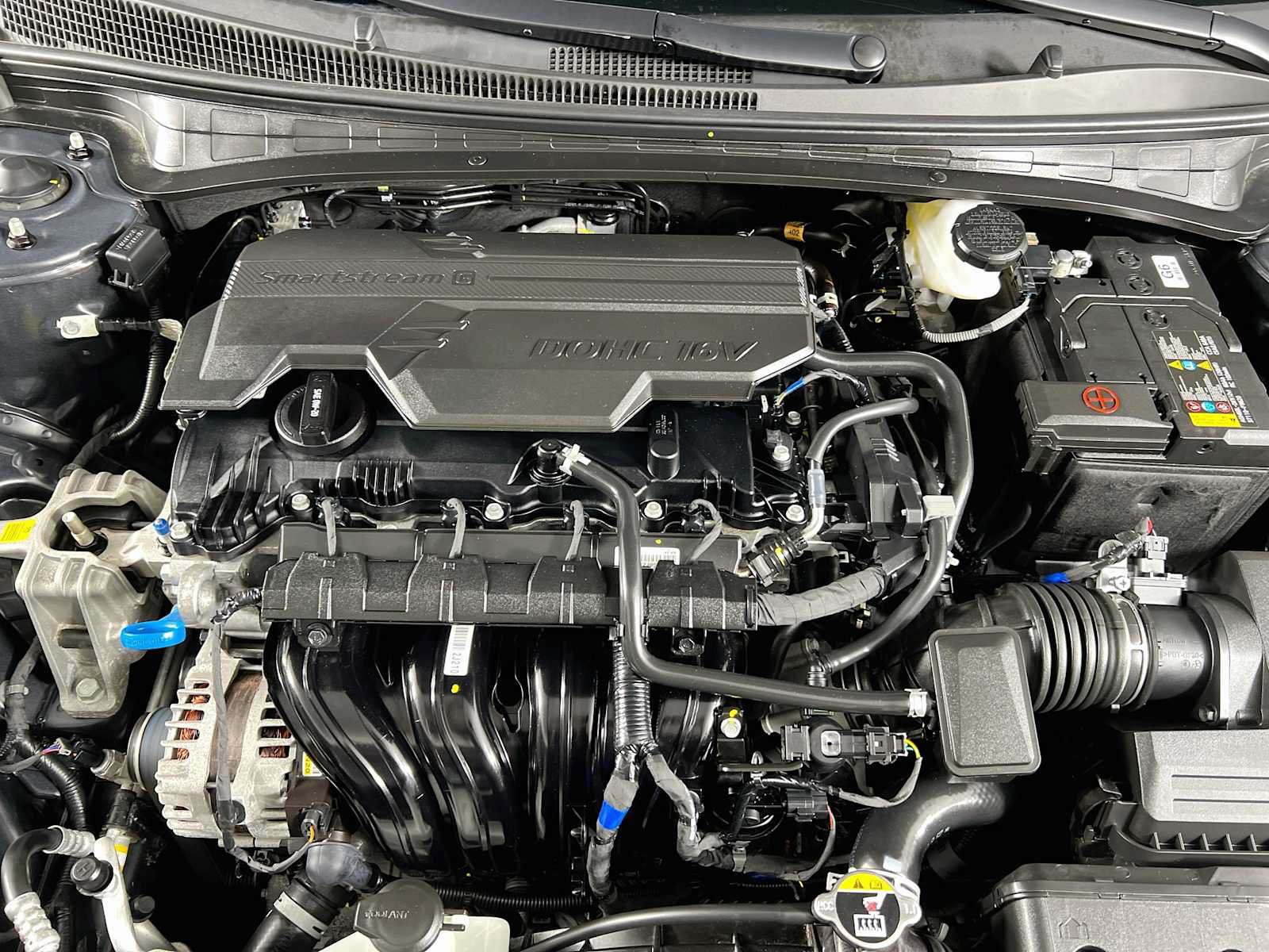 Certified 2025 Hyundai Elantra Sport FWD image 29