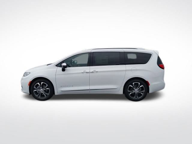 New 2026 Chrysler Pacifica Pinnacle image 27