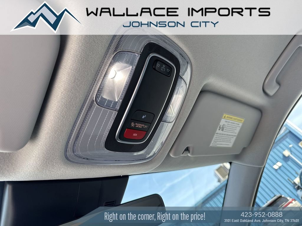 Used 2025 Hyundai Kona SEL image 14