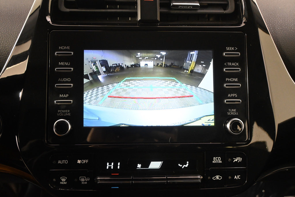 Used 2020 Toyota Prius XLE AWD/4WD image 29