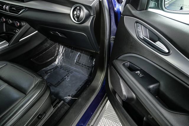 Used 2018 Alfa Romeo Stelvio Sport w/ Quick Order Package 22J Sport image 22