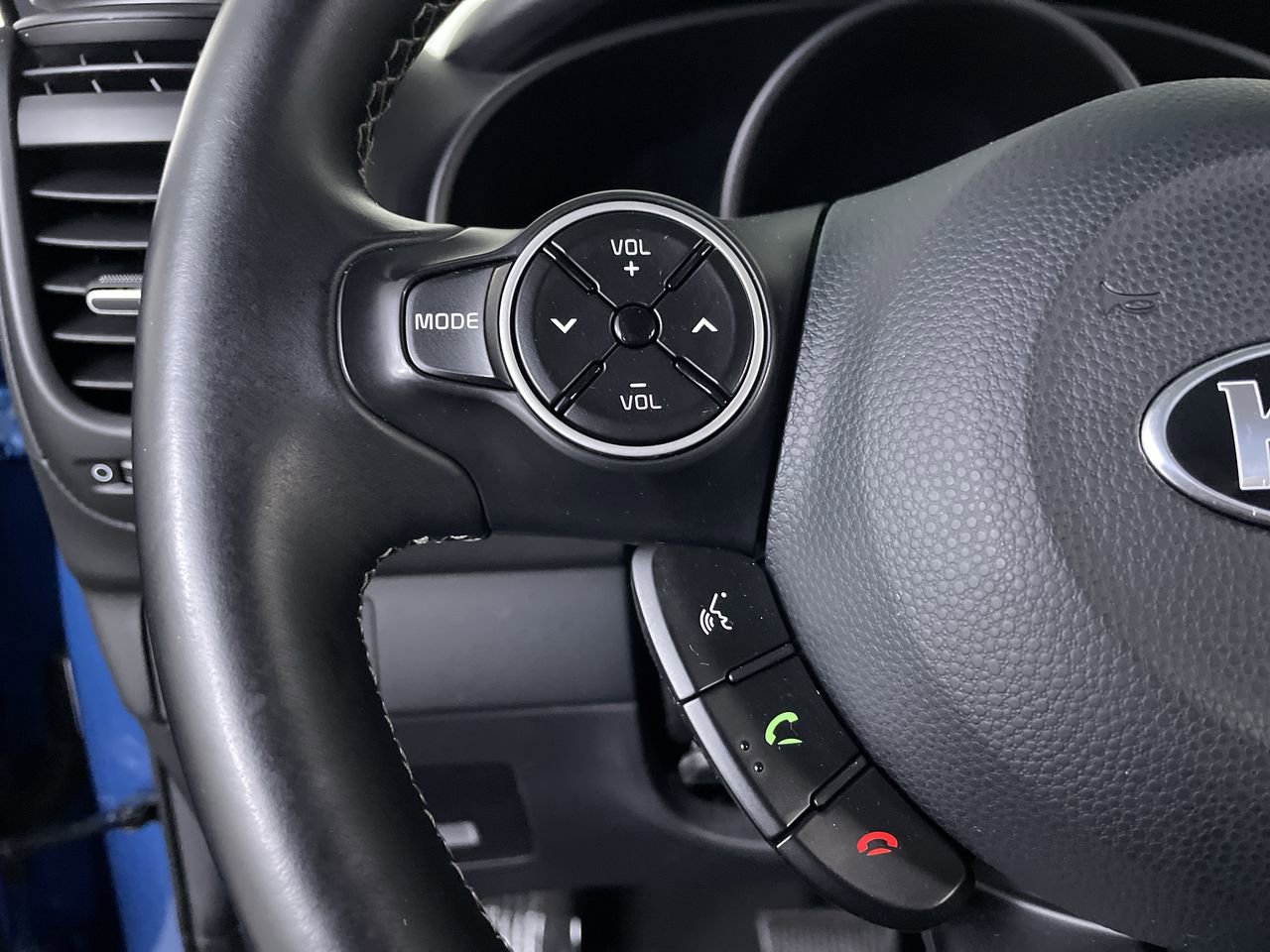 Used 2019 Kia Soul + FWD image 24