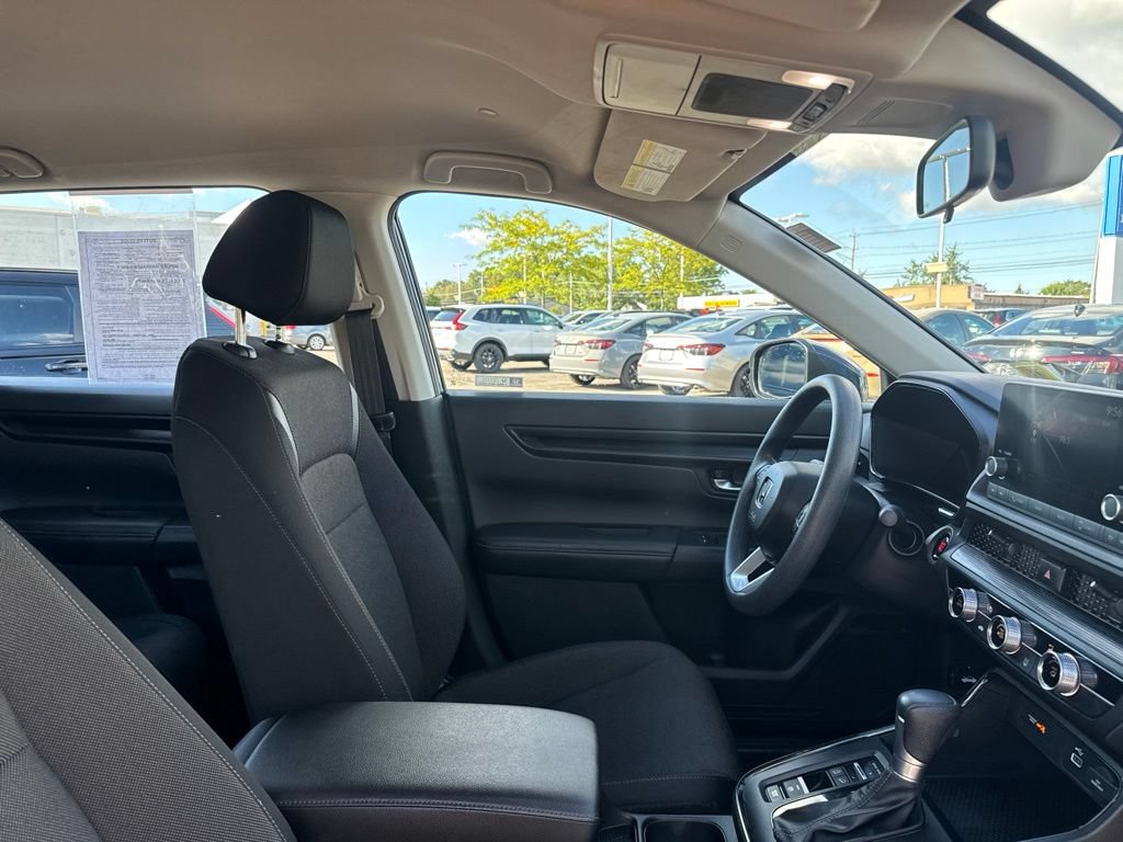 Used 2024 Honda CR-V LX image 16