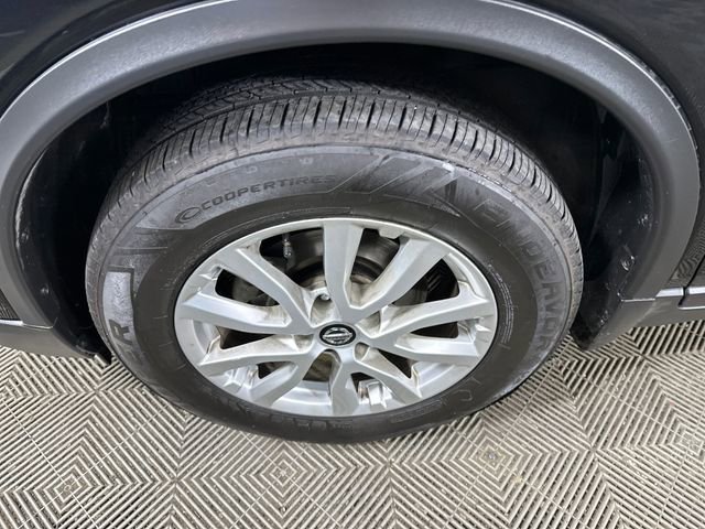 Used 2020 Nissan Rogue SV AWD/4WD image 10