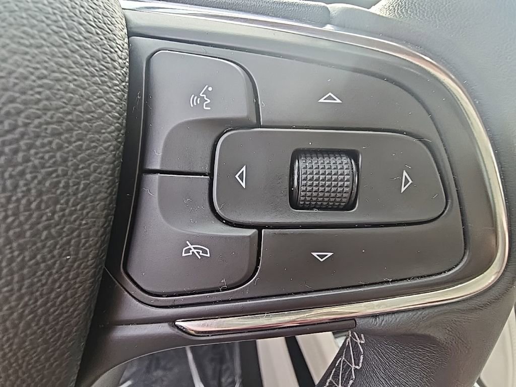 Used 2023 Buick Envision Preferred image 16