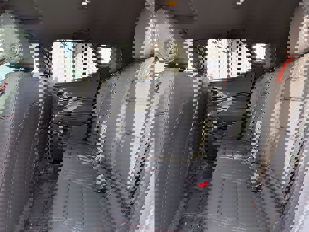 New 2026 Chevrolet Trax RS w/ Sunroof Package image 29