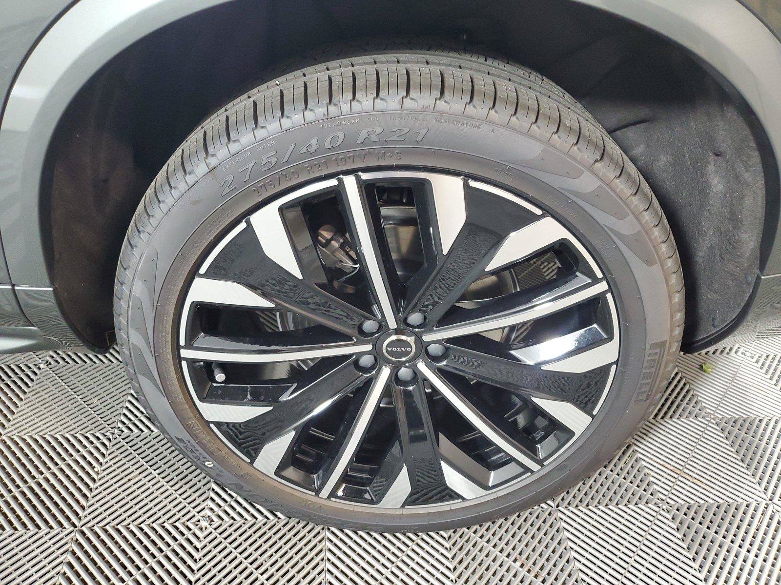 New 2027 Volvo XC90 B6 Ultra AWD/4WD image 11