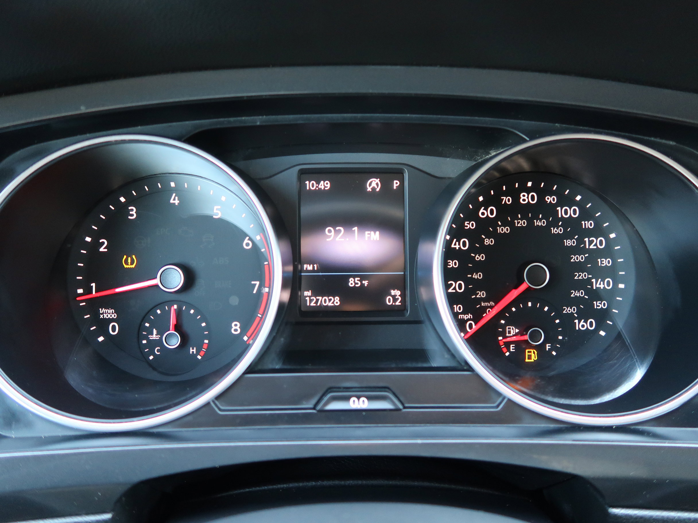 Used 2018 Volkswagen Tiguan SEL image 23