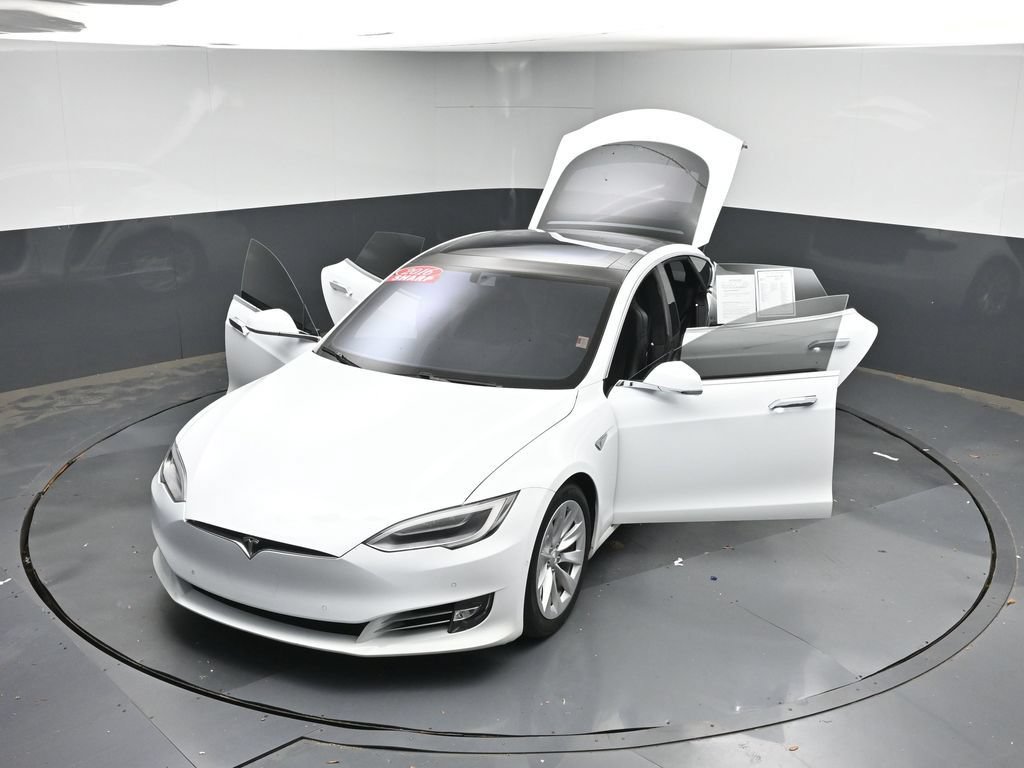 Used 2016 Tesla Model S 60D AWD/4WD image 43