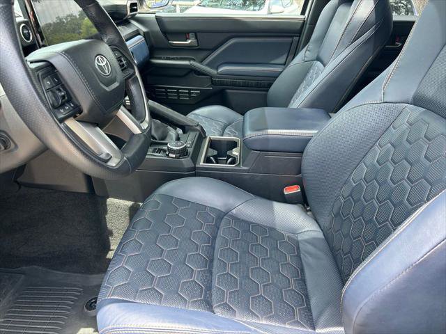 Certified 2025 Toyota 4Runner Platinum AWD/4WD image 11