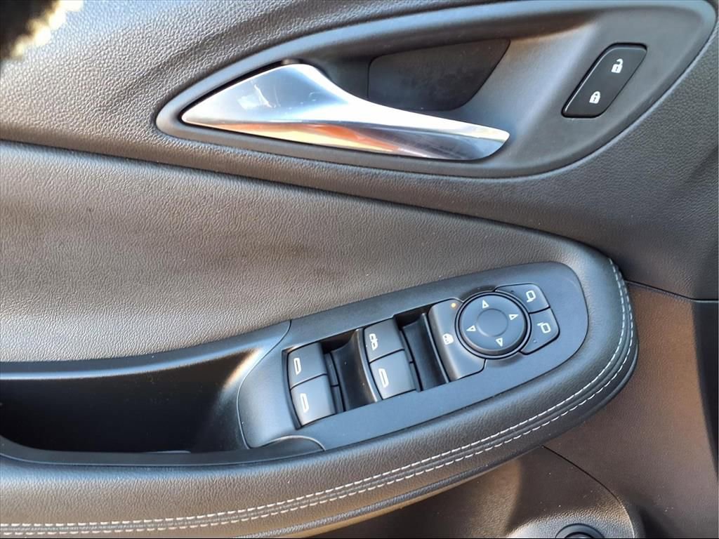 Used 2023 Buick Encore GX Select w/ Experience Buick Package image 19