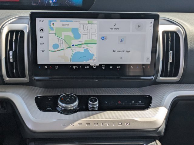 New 2026 Ford Expedition Active image 19