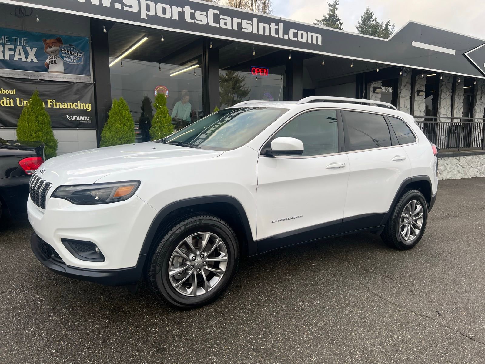 Used 2019 Jeep Cherokee Latitude Plus