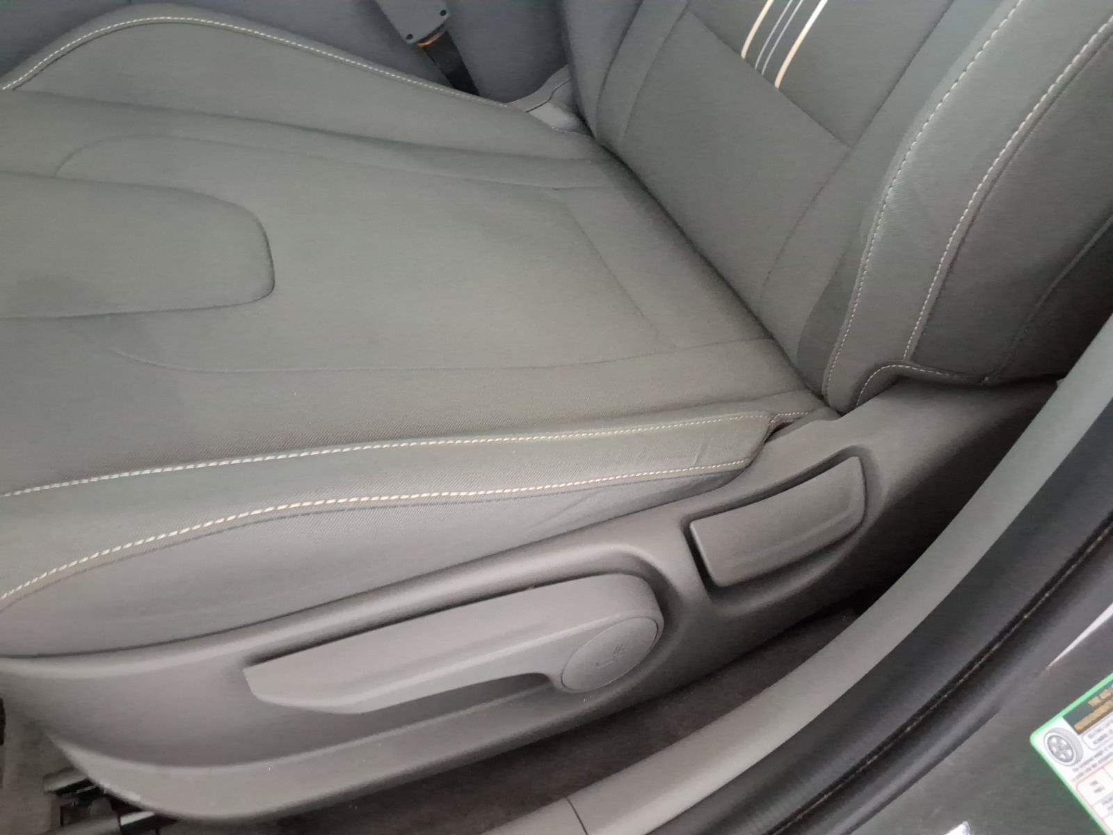 Certified 2024 Hyundai Elantra SEL w/ Convenience Package FWD image 19