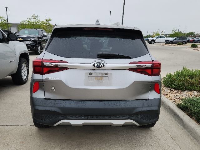Used 2021 Kia Seltos LX AWD/4WD image 4