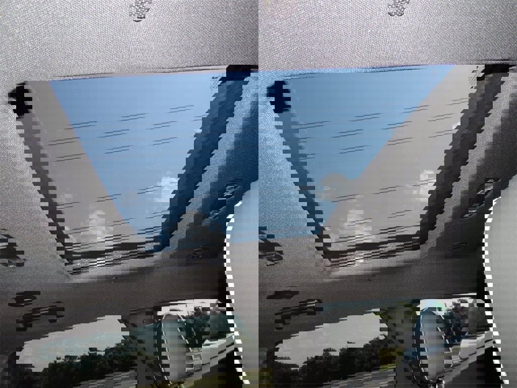 Certified 2023 Buick Enclave Avenir w/ Avenir Technology Package image 12