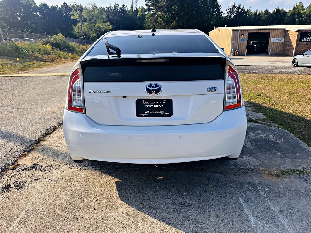 Used 2013 Toyota Prius Five FWD image 4
