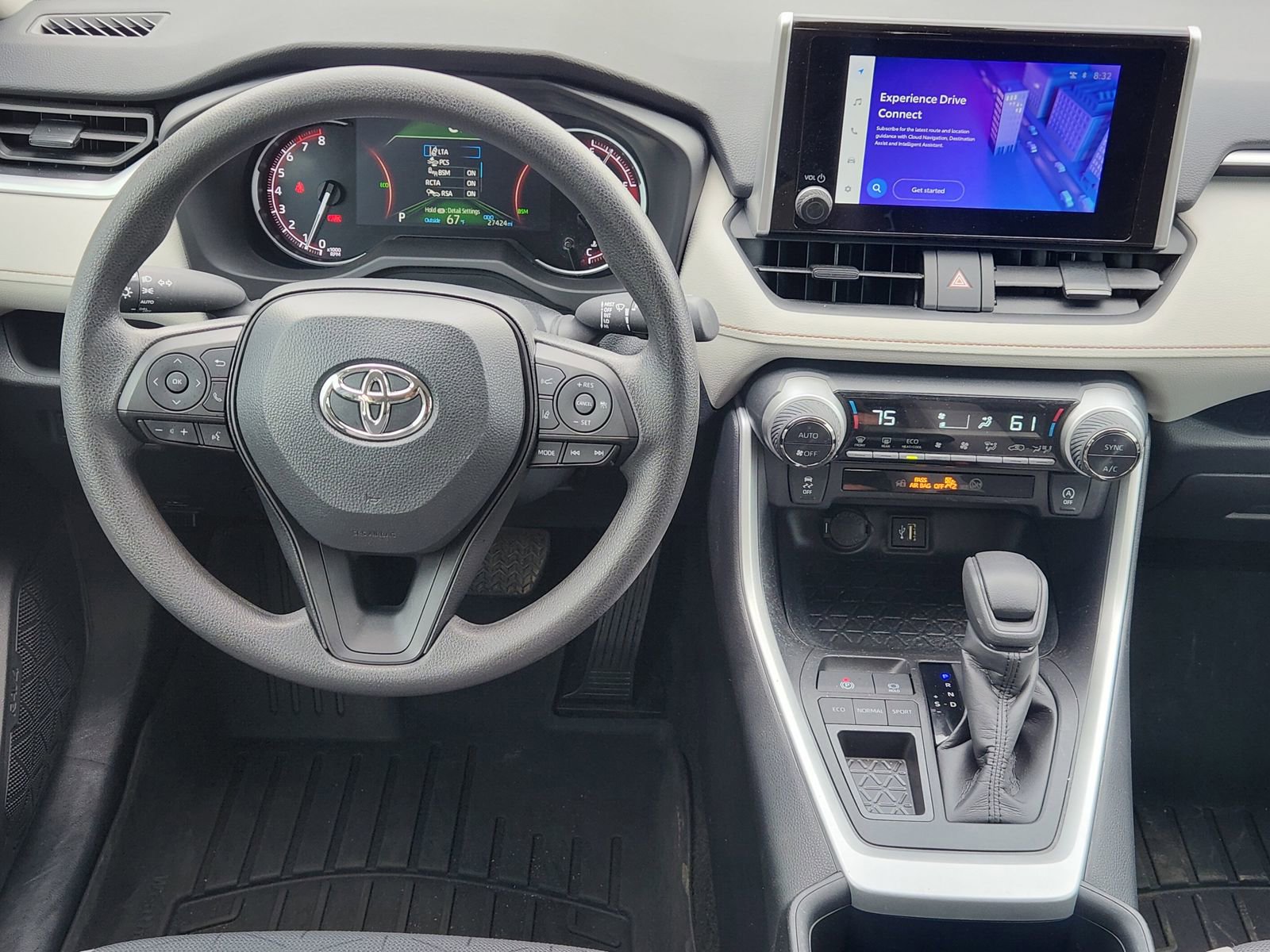 Used 2024 Toyota RAV4 XLE image 29