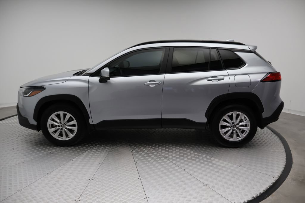 Certified 2024 Toyota Corolla Cross LE image 12